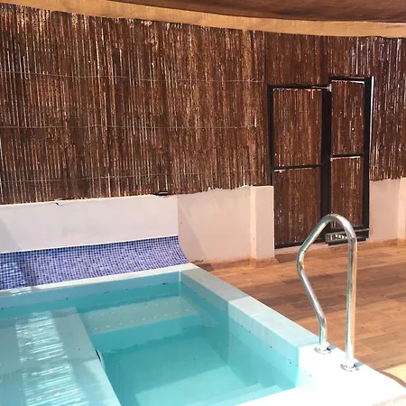Casa Campillo, Individuales *
